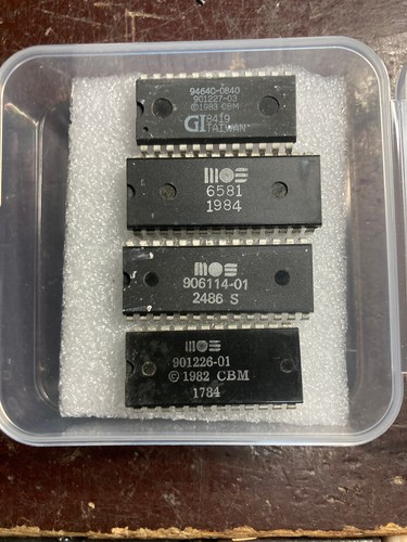 Lot commodore ics - lot,