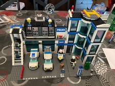 Lego - Set de construction 7498 - Station de Police