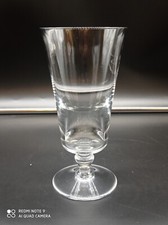 Vase  ou chope à bière en cristal de BACCARAT   , signé , H 18 cm .