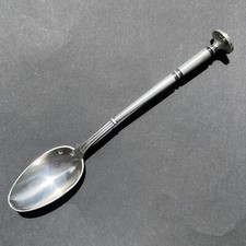 Cuillère à médicaments