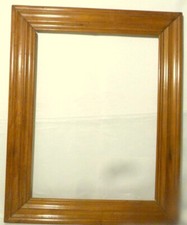 Ancien cadre bois naturel XIXème couleur merisier 5 F figures 35.5 X 26.9cm