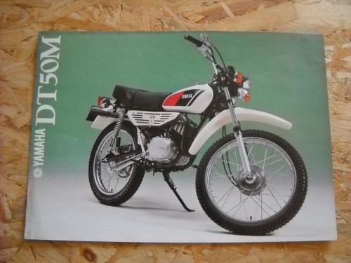 Catalogue brochure motos - catalogue,