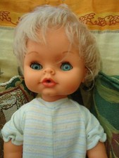 POUPEE ANCIENNE GADEA DE 35 CM BLONDE AUX YEUX BLEUS DORMEURS