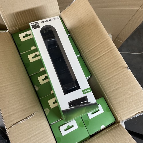 Neuf new lot - x, stand