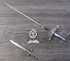 Attributs, Médaille De Directeur Maitre d'Armes d'Escrimes, coupe papier