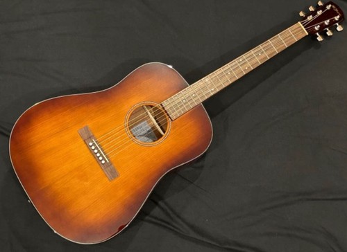 Guitare acoustique solide
