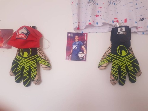 Gant foot signe - gant,