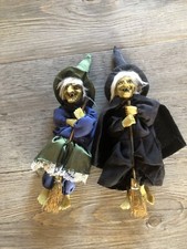 Lor De 2 Poupées Sorcières Vintage. H: 21 cm