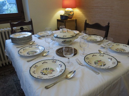 Assiettes creuses soupière - et,