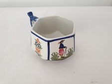 Ancienne tasse en porcelaine -
