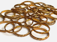 Lot de 34 anneaux anciens métal doré diam intérieur 16-18 mm pour rideaux légers