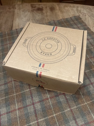 Staub quart round cocotte - staub,