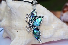 P128 coquille nacre perles