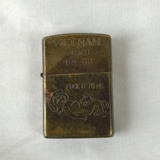 Briquet à huile Zippo Vietnam