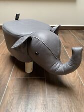 Tabouret éléphant surélevé