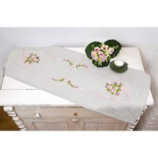 Kit chemin de table à broder