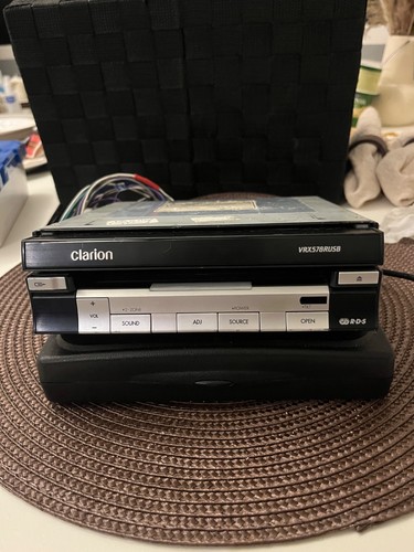 Auto radio poste clarion - auto,