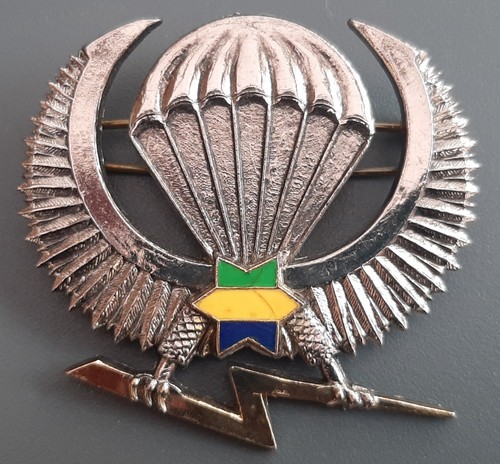 Insigne brevet parachutiste - brevet,