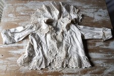 Vêtement ancien petite