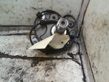 Fusee arriere gauche PEUGEOT