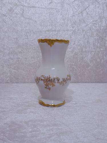 8artax vase en - -,