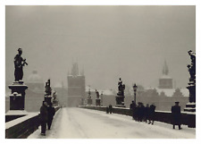 République tchèque, Prague, Le Pont Charles en Hiver, Tirage vintage, 1954 Photo