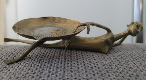 Ancien cendrier art africain - ancien,