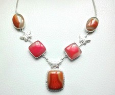 Superbe COLLLIER argnété pierre AGATE ton rose orange et papillon NEUF! 