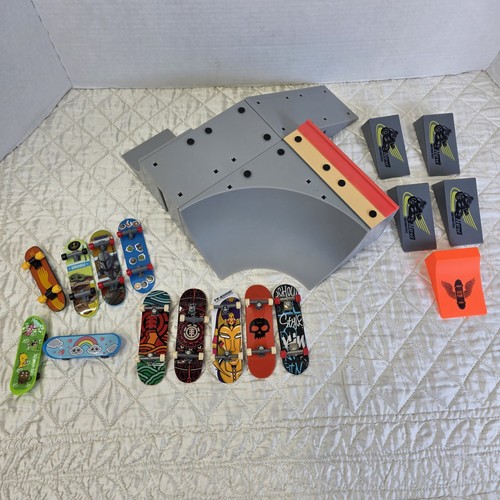 Tech deck skate - deck, park