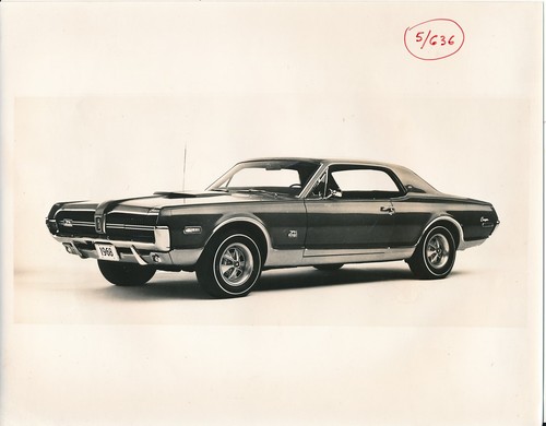 Photo presse muscle car - photo,