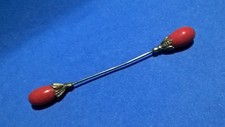 Ancienne Epingle Accroche Cape Verre Rouge