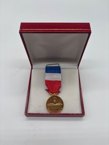 Médaille travail - médaille,