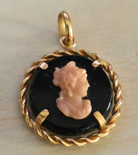 Ancien pendentif camee - ancien, or
