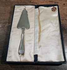 PELLE A TARTE OU A GÂTEAU EN