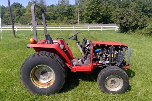 Massey ferguson 1240 4wd - ferguson,