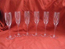 BACCARAT,SAINT REMY, SERIE DE 6 FLUTES A CHAMPAGNE EN CRISTAL ,EPOQUE XXème.