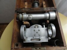 Ancienne lunette niveau à bulle de trepied géomètre  objet de métier coffret