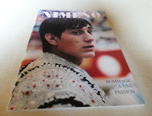 Magazine nimeno hommage une - magazine,