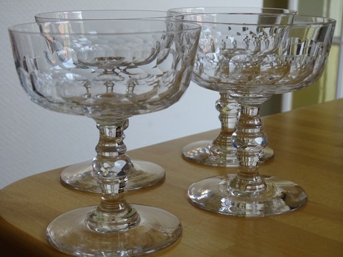 Anciennes coupes champagne - coupes,