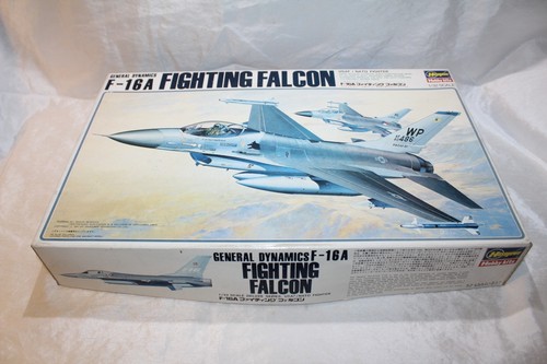 Maquette hasegawa 16 a - 1/32, f-16