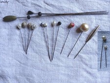 Lot  de 17 épingles à