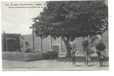 SOUDAN  DJENNE  PETIT CIMETIERE AU CENTRE DE LA VILLE