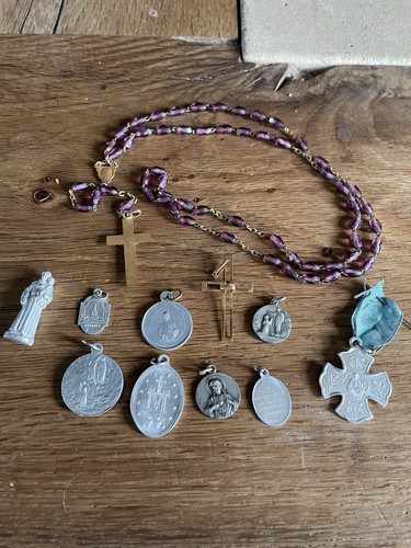 Chapelet divers petits - et,
