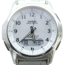 Montre solaire Casio WVA-M630