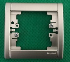 Plaque Legrand Sagane Métalide (Gris) 1 Poste 82100  interrupteur ou prise  NEUF