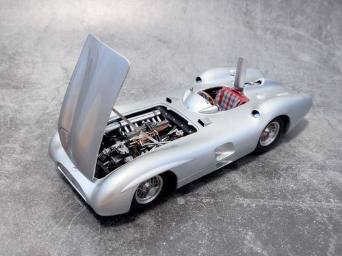 Cmc mercedes benz w196r - 1/18, mercedes-benz