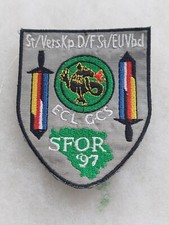 Un insigne tissu militaire