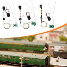 train miniature à l'échelle HO pour micro-scène table