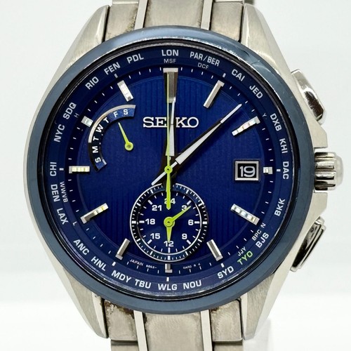Montre bracelet solaire - montre-bracelet, bleue