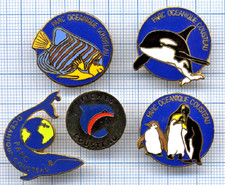 Lot PIN'S PARC OCEANIQUE COUSTEAU Poisson Pingouin Orque Dauphin Plongée Calypso